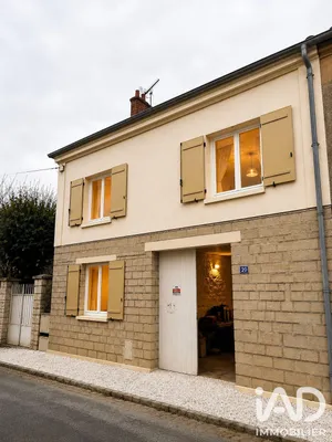Maison à Nesles-la-Vallée (95690)