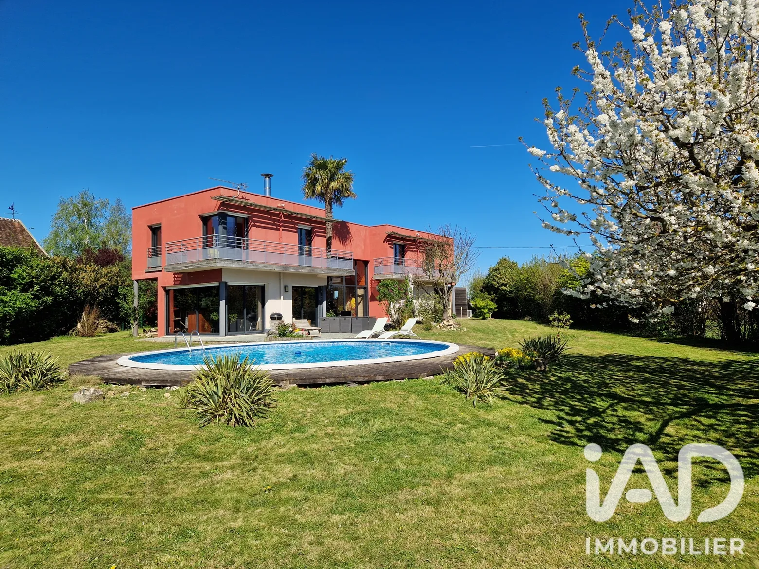 Vente maison à Bailly-Romainvilliers (77700) : maison d'architecte 10 pièces 245 m² - 2098633 — 2