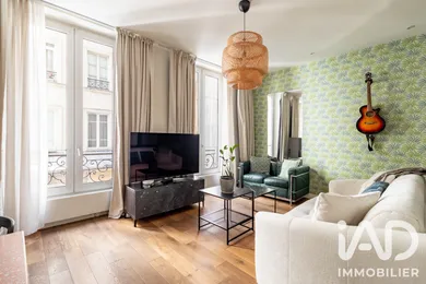 Apartment in Paris (75002)