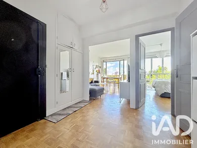 Appartement à Montrouge (92120)