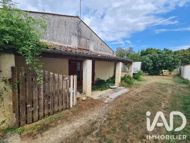 Maison de campagne à Taillebourg (17350)