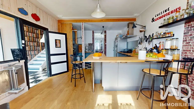 Maison 7 pièces 112 m² · à Pont-de-Buis-lès-Quimerch · 111,7 m² · 185 000 €