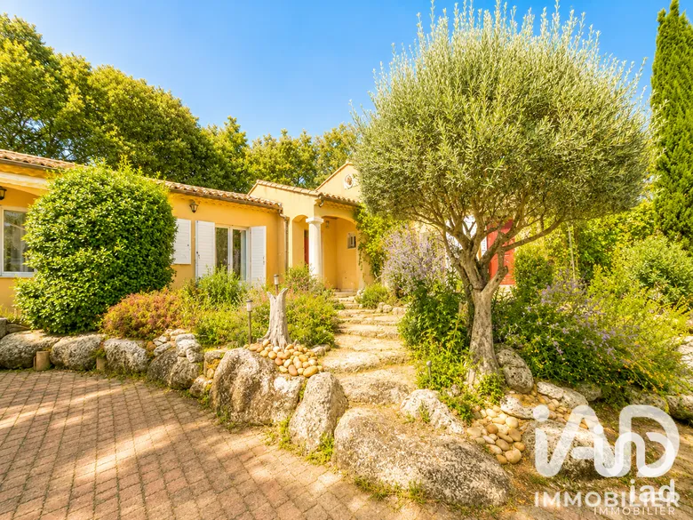 Maison 5 pièces 112 m² · à Saint-Restitut · 112 m² · 340 000 €
