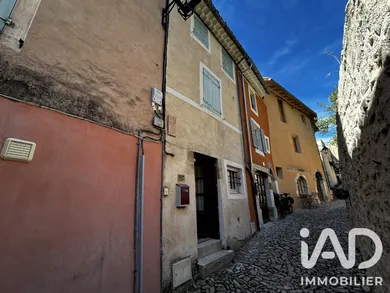 Village house in Montbrun-les-Bains (26570)