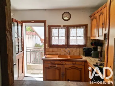 Townhouse in Crosne (91560)