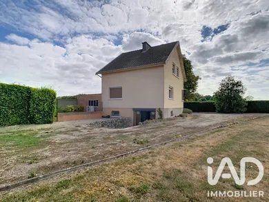 Maison de campagne à Faux-Fresnay (51230)