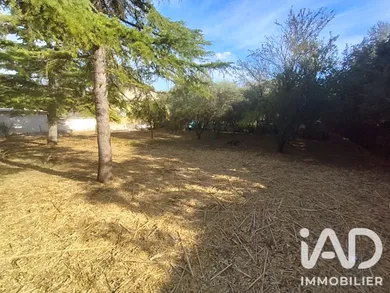 Building plot in Sorgues (84700)