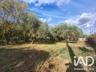 Building plot in Sorgues (84700)