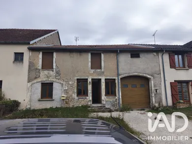 Maison à Champigny-sous-Varennes (52400)