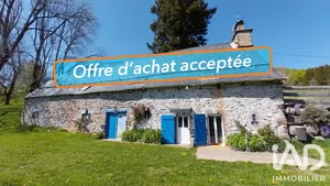 Traditional house in Égliseneuve-d'Entraigues (63850)