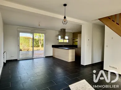 House in Dreuil-lès-Amiens (80470)