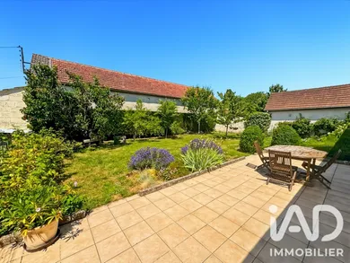 Traditional house in Chenoise (77160)
