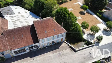 Townhouse in DONZY (58220)