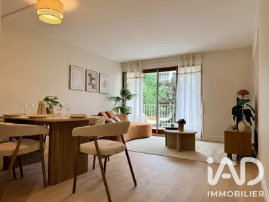 Studio à Orléans (45100)