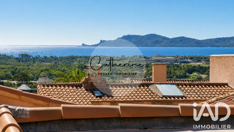 Appartement 2 pièces 56 m² · à Hyères · 55,9 m² · 177 000 €