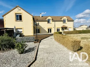 Maison de village à Nogent-sur-Eure (28120)