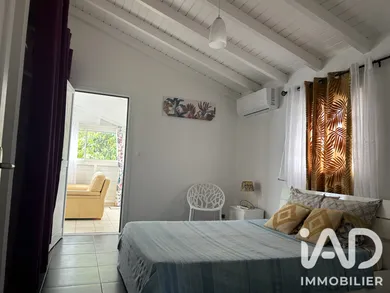 Appartement à Sainte-Anne (97180)