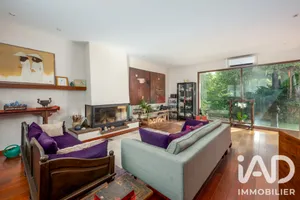 Townhouse in Gentilly (94250)