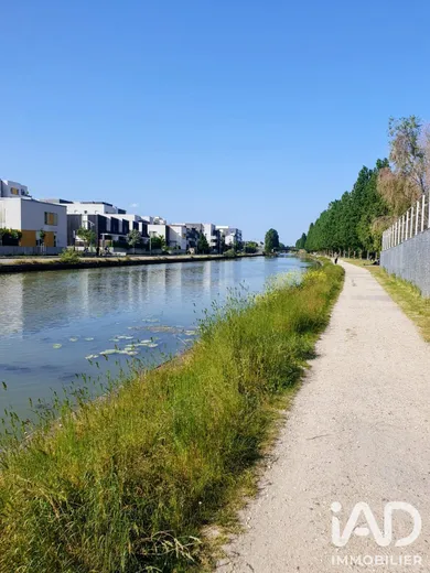 Apartment in Les Pavillons-sous-Bois (93320)