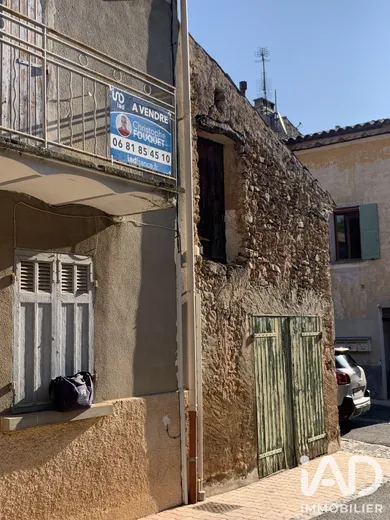 Village house in Vins-sur-Caramy (83170)