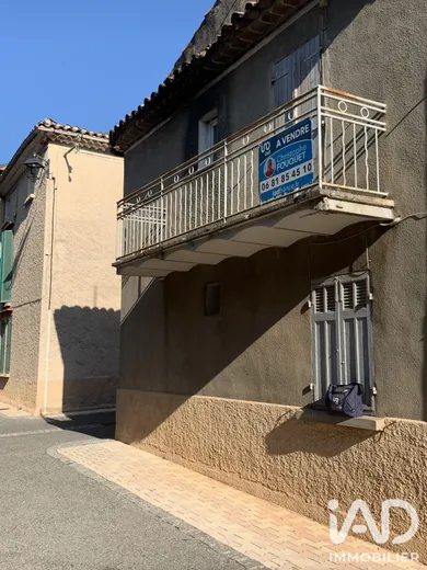 Village house in Vins-sur-Caramy (83170)