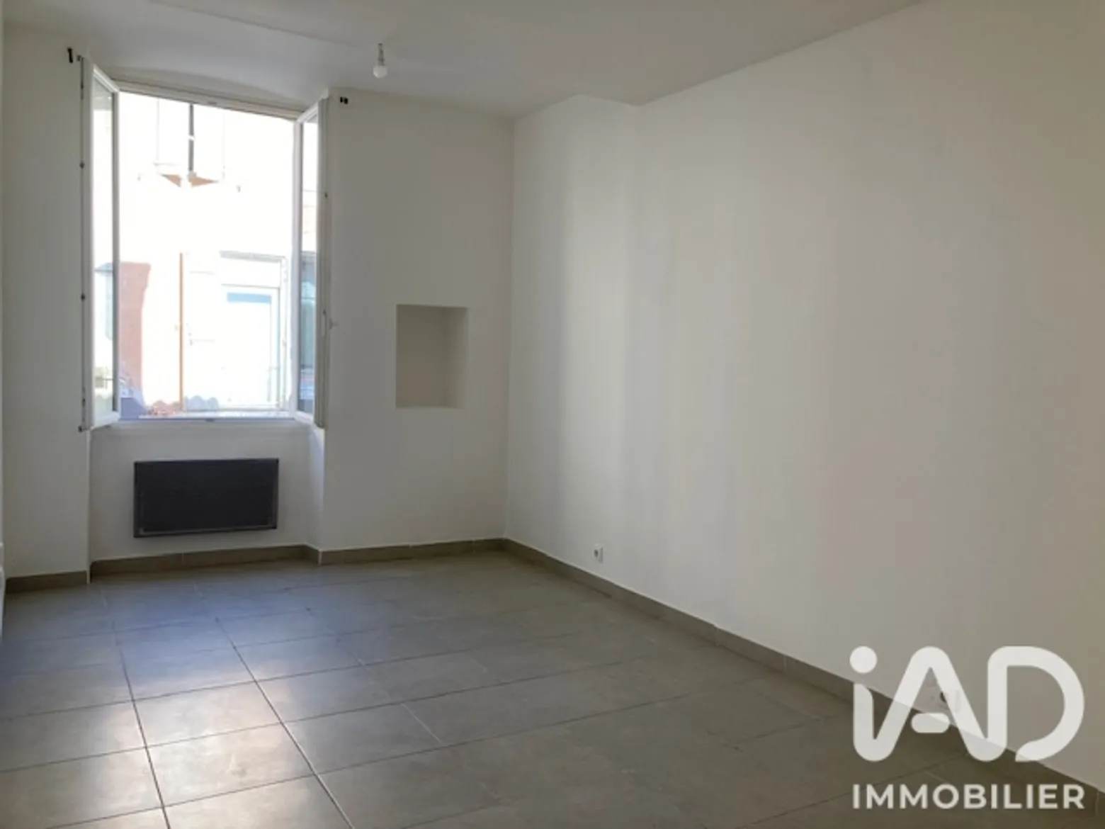 Vente appartement à Pertuis (84120) : appartement 2 pièces 29 m² - 2099036 — 2