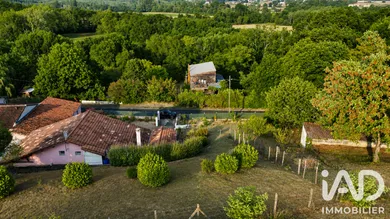 Maison de village à Saint-Aigulin (17360)