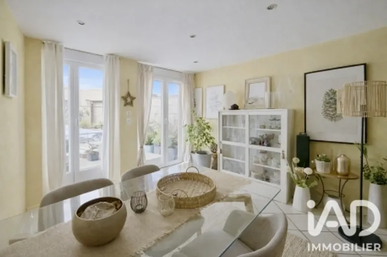 Maison 5 pièces 92 m² · à Vals-près-le-Puy · 92 m² · 155 000 €
