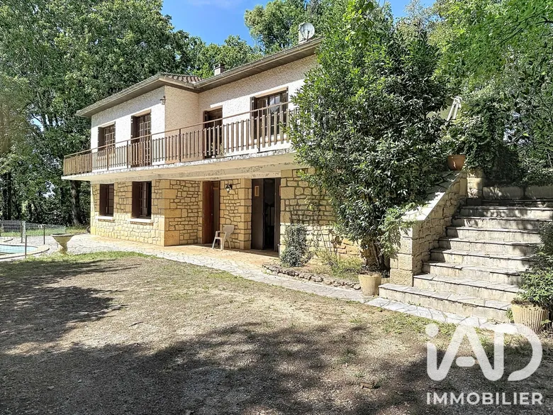Maison 6 pièces 230 m² · à Fumel · 230 m² · 179 000 €