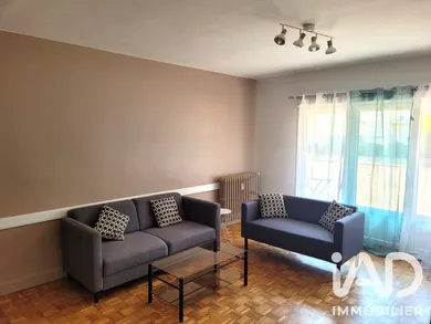 Apartment in Angers (49000)