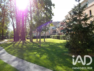 Appartement à Noisy-le-Grand (93160)