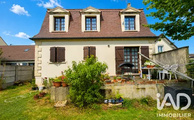 Maison traditionnelle à Ozoir-la-Ferrière (77330)