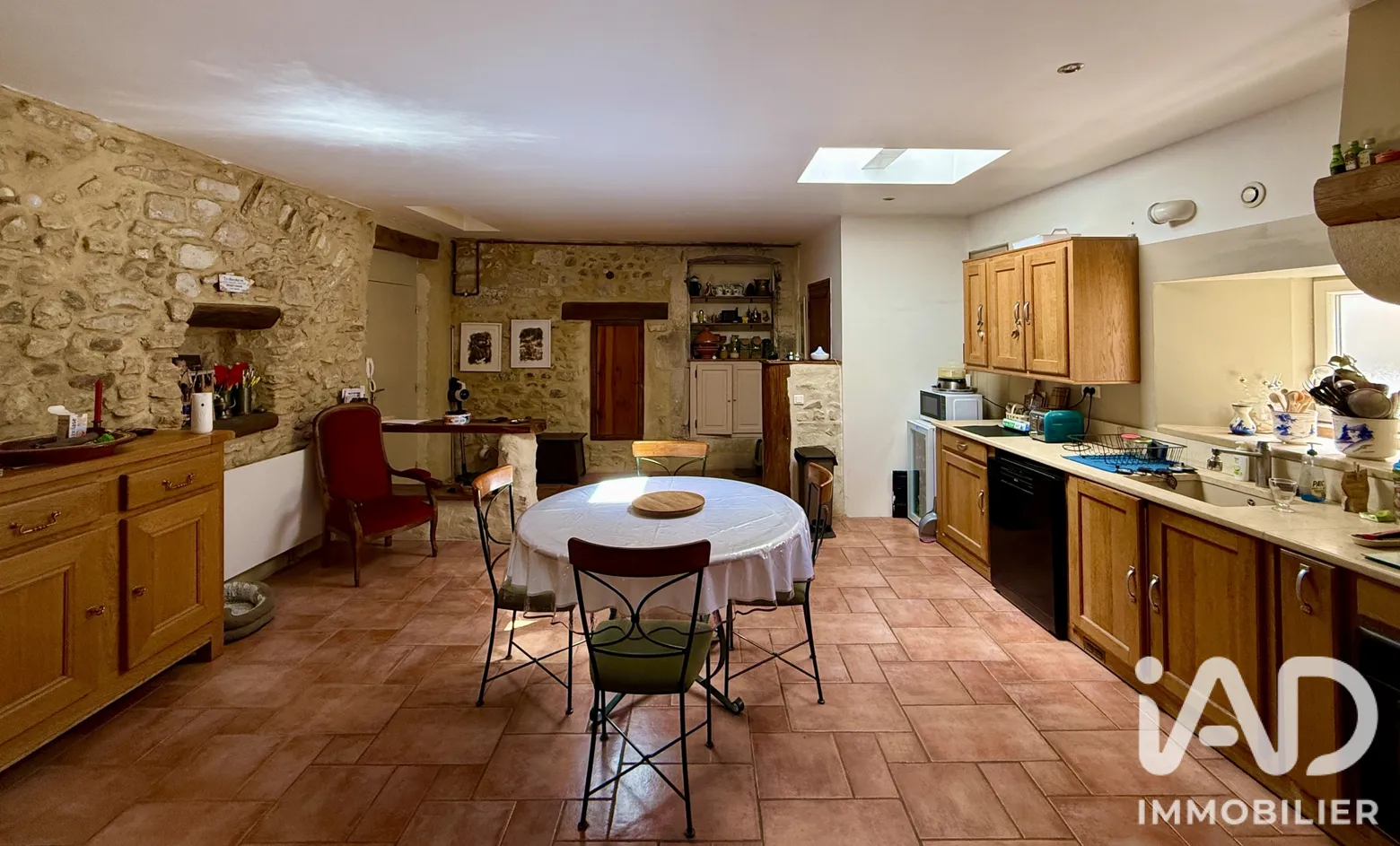 Vente appartement à Montélimar (26200) : appartement 3 pièces 98 m² - 2098404 — 2