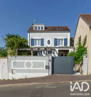 Maison à Orgeval (78630)