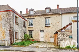 House in Chenoise (77160)