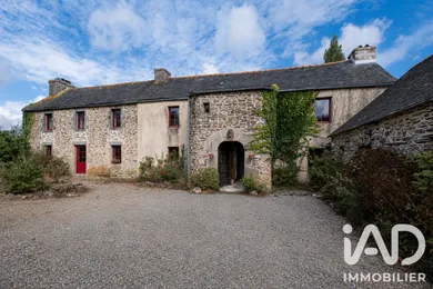 Manoir à Ploudiry (29800)