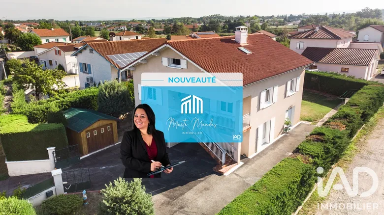 Maison 7 pièces 136 m² · à Saint-Marcellin-en-Forez · 136,1 m² · 309 000 €
