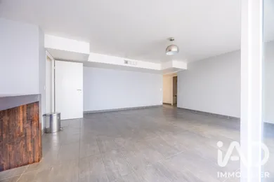 Apartment in Bordeaux (33000)
