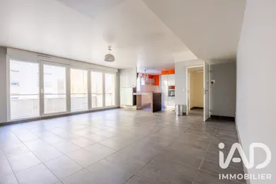 Apartment in Bordeaux (33000)