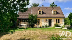 Maison à Ermenonville (60950)