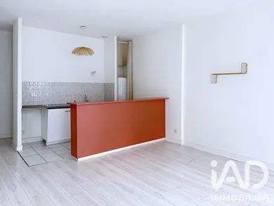 Apartment in Bordeaux (33000)