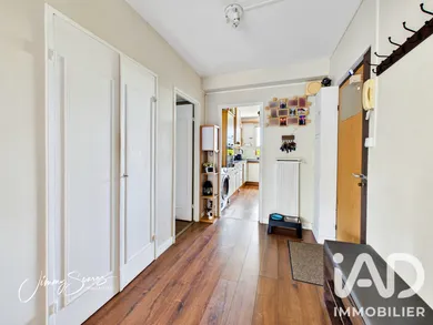 Apartment in Le Plessis-Trévise (94420)
