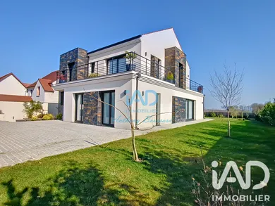 Maison d'architecte à Rozay-en-Brie (77540)