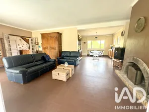 Detached house in Bovelles (80540)