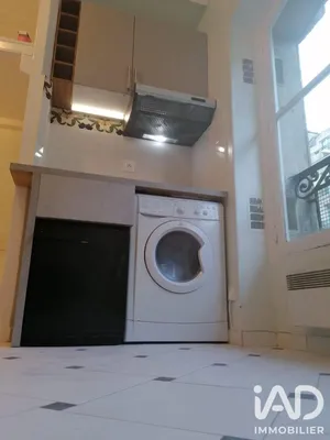 Apartment in Paris (75003)