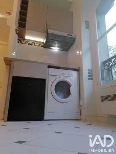 Apartment in Paris (75003)