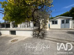 Cottage in Le Castellet (83330)