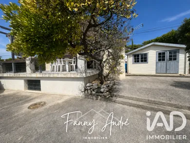 Cottage in Le Castellet (83330)
