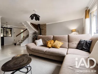 Townhouse in Domont (95330)