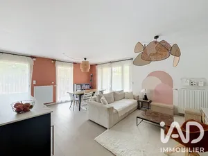 Apartment in Rueil-Malmaison (92500)